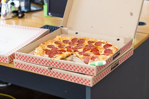 Pizzabakker kan indeholde fluorstoffer